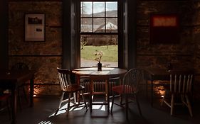 Suie Hunting Lodge